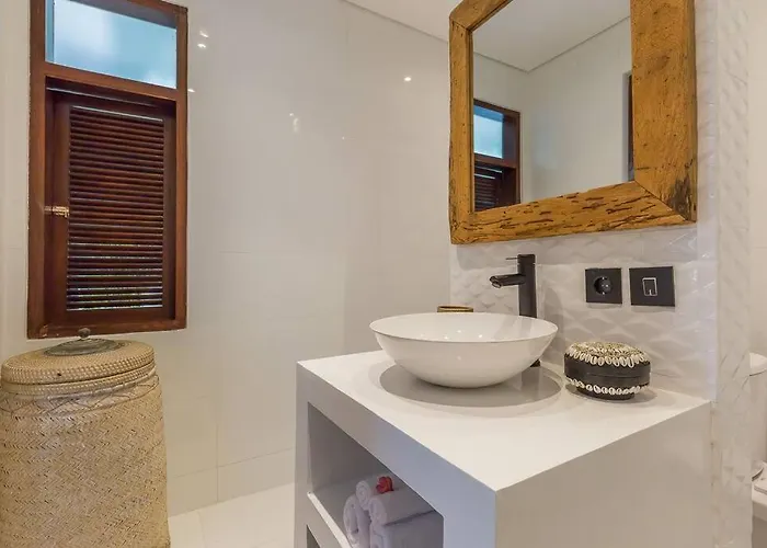 Budha 2 4bedrs 12m Pool, 700m2 Garden&bbq, & Quiet Ferienhaus *