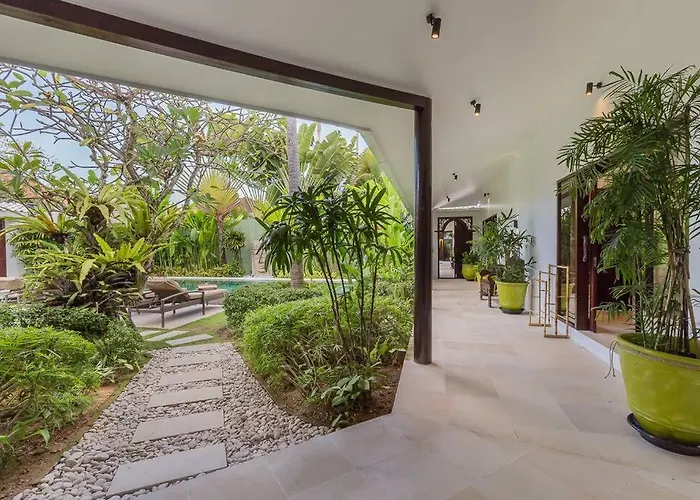 Ferienhaus Budha 2 4bedrs 12m Pool, 700m2 Garden&bbq, & Quiet